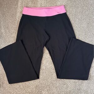 NIKE | Black Dri Fit Yoga Pants - Size M / 8 - 10